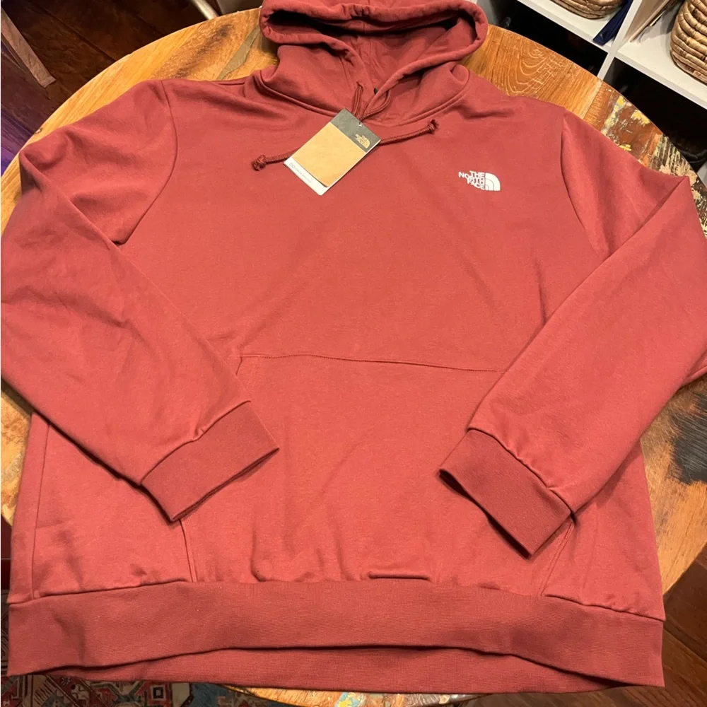 NWT North Face Men’s Hoodie